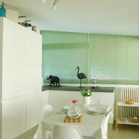 Appartement Amazing In W/ Wifi And 2 Bedrooms